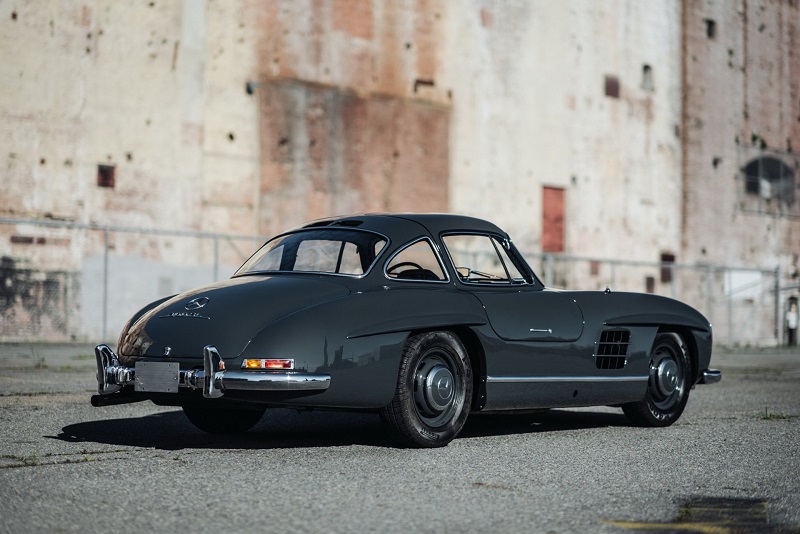 f940236c-mercedes-300sl-gullwing-04