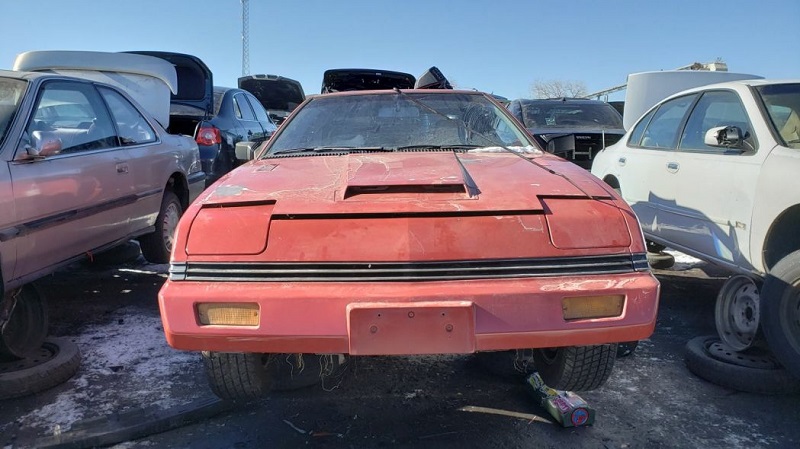 junked-1983-mitsubishi-starion-1 (4)