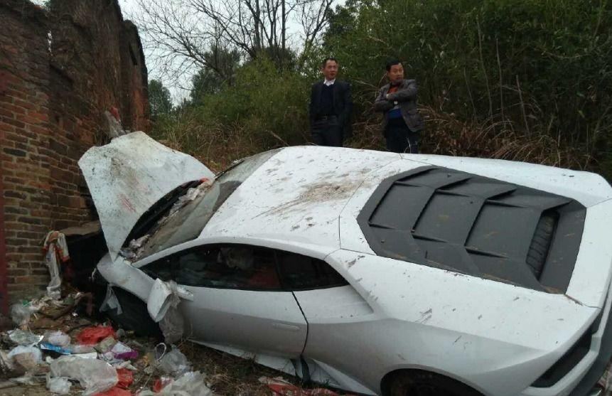 lamborghini-huracan-crash-china-1