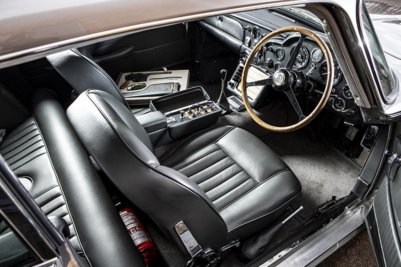 1965-Aston-Martin-DB5–Bond-Car-_10