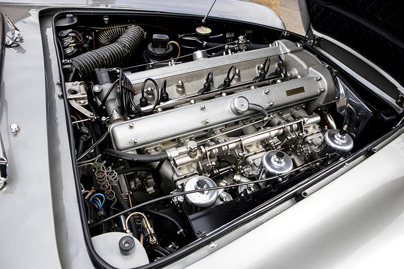 1965-Aston-Martin-DB5–Bond-Car-_2