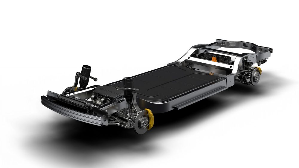 2018_11_CHASSIS_front_34_edited