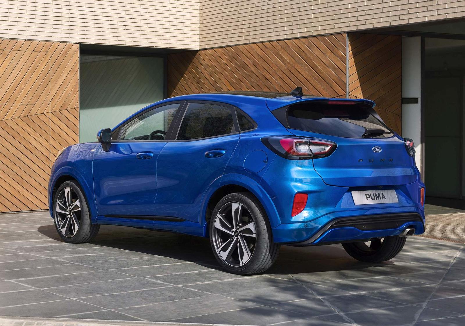 2019_FORD_PUMA_ST-Line_13