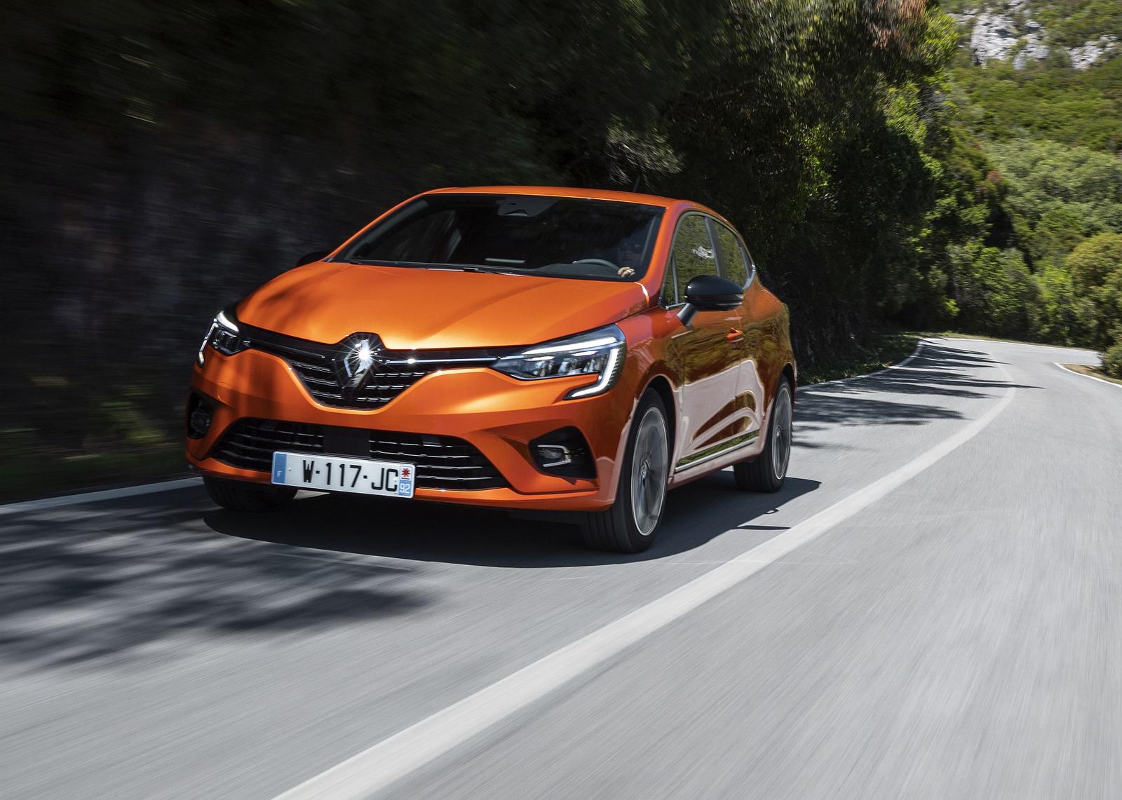 All-new Renault Clio Intens – Orange Valencia (10)