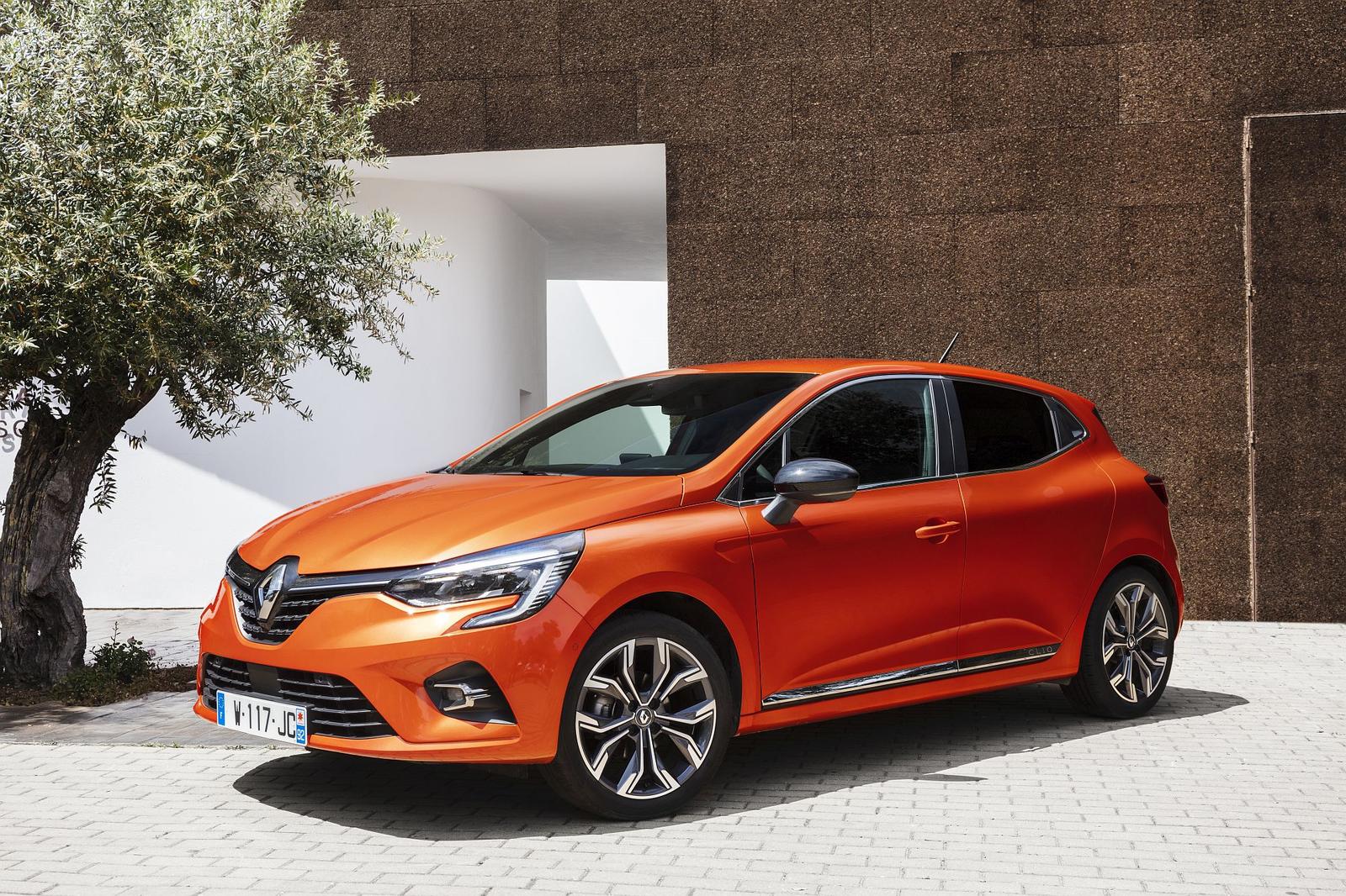 All-new Renault Clio Intens – Orange Valencia (18)