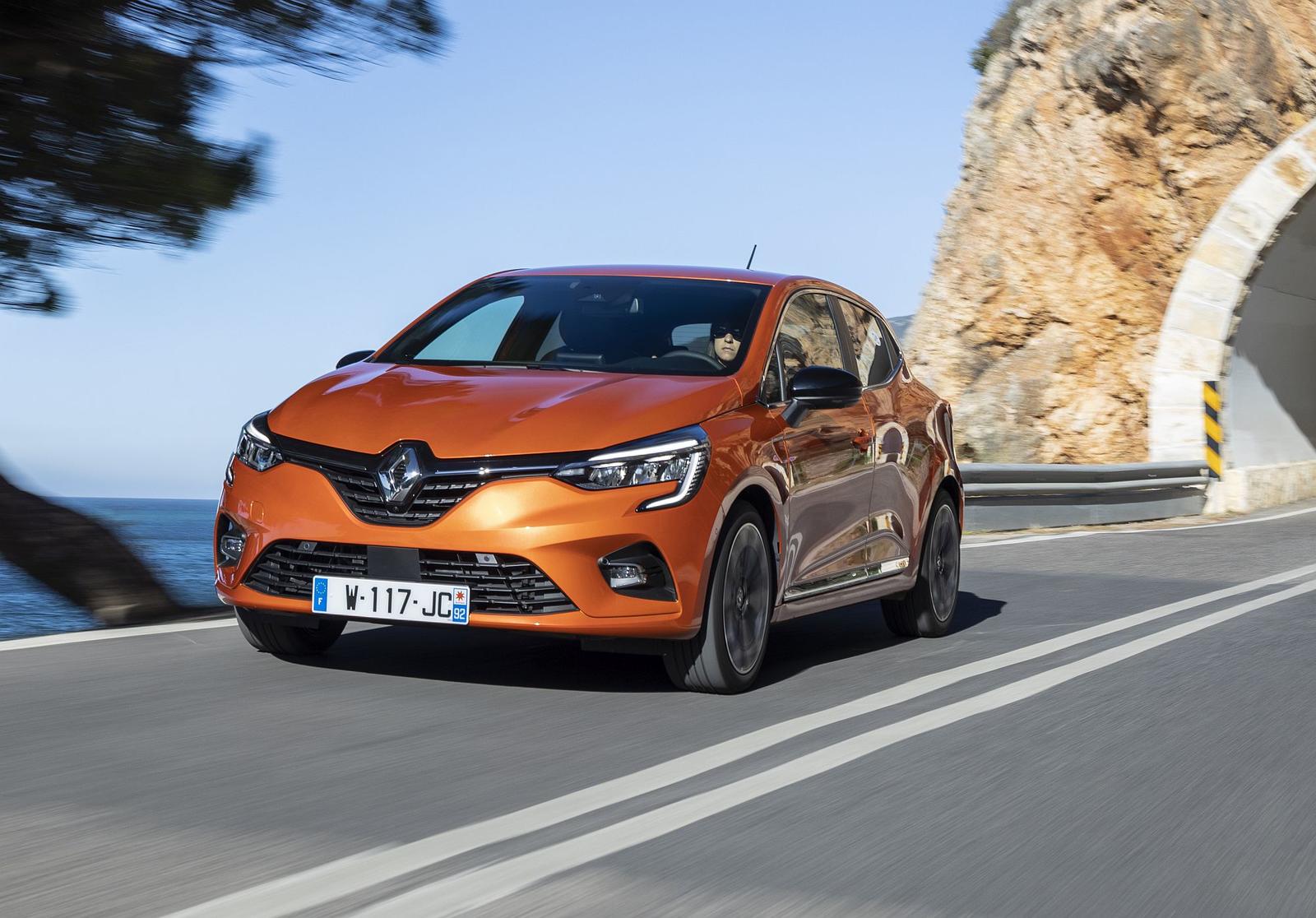 All-new Renault Clio Intens – Orange Valencia (3)