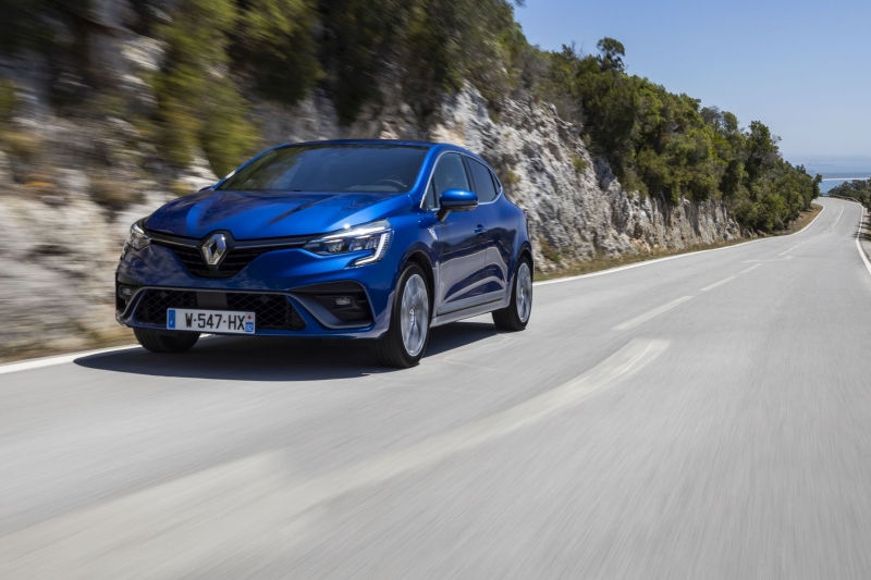 All-new Renault Clio R.S. Line – Blue Iron (1)