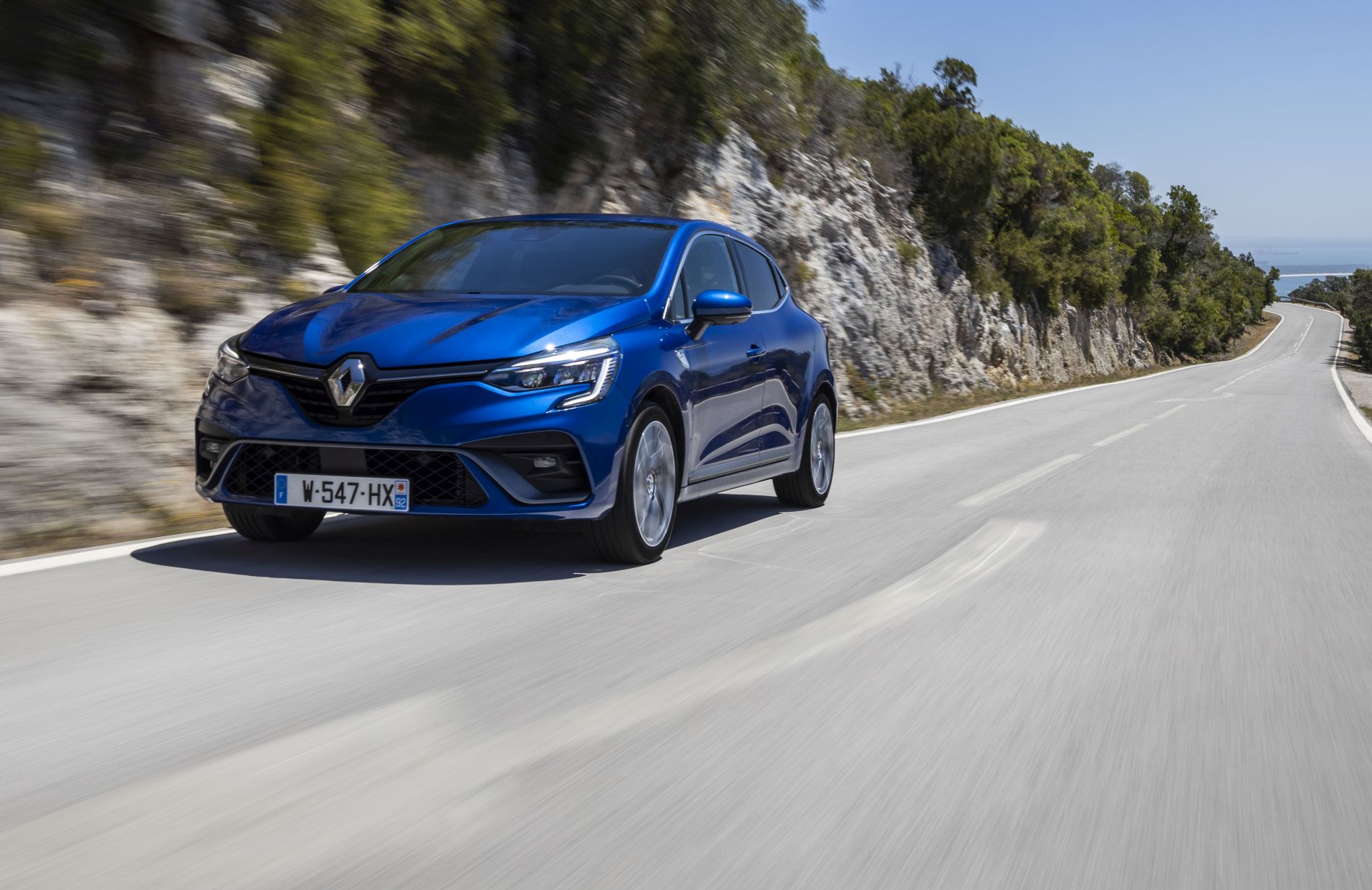 All-new Renault Clio R.S. Line – Blue Iron (1)