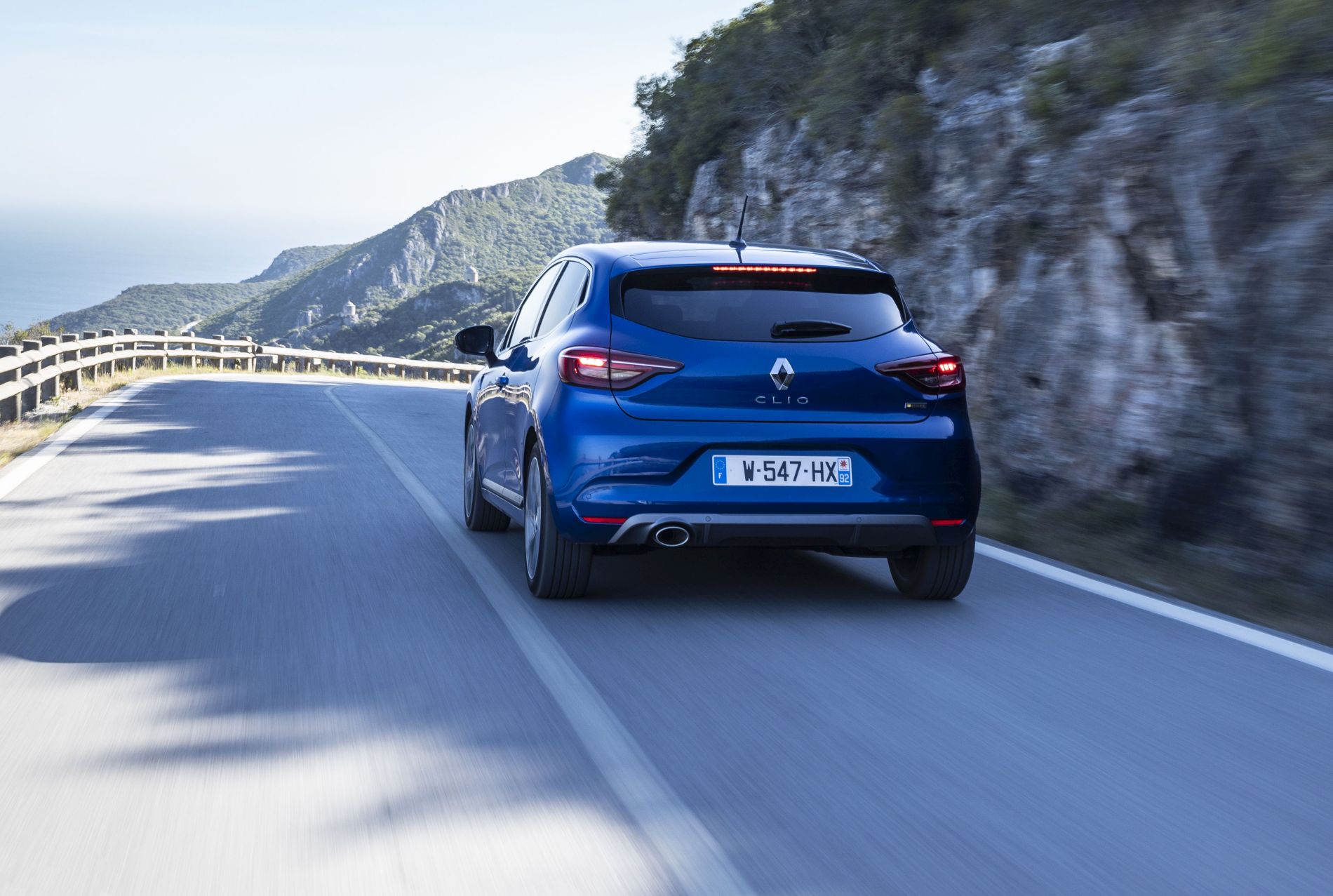 All-new Renault Clio R.S. Line – Blue Iron (13)