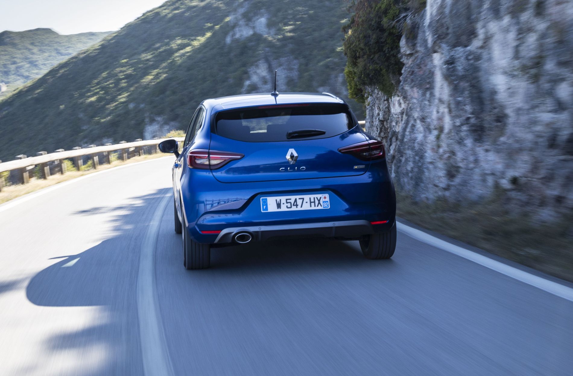 All-new Renault Clio R.S. Line – Blue Iron (14)