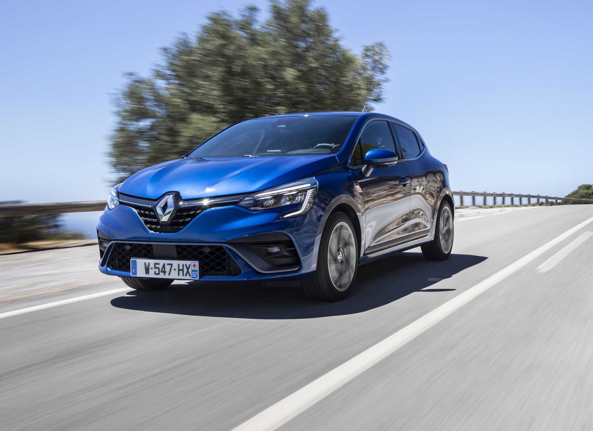 All-new Renault Clio R.S. Line – Blue Iron (9)