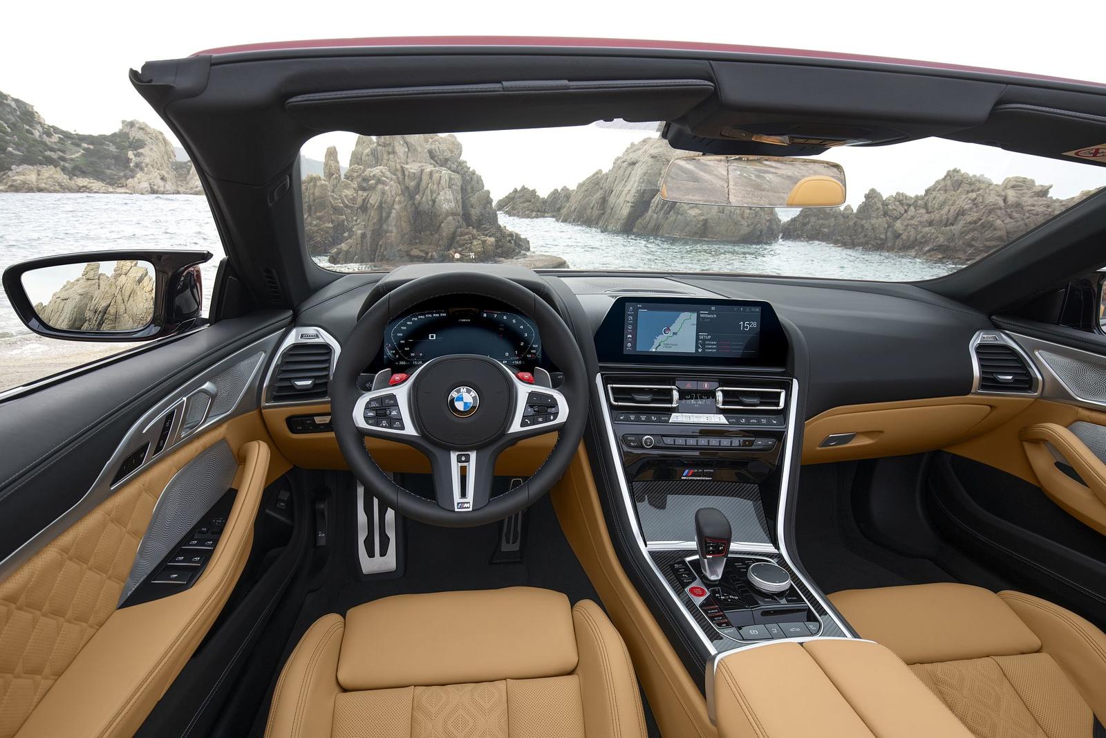 BMW M8 INterior 2019 (8)