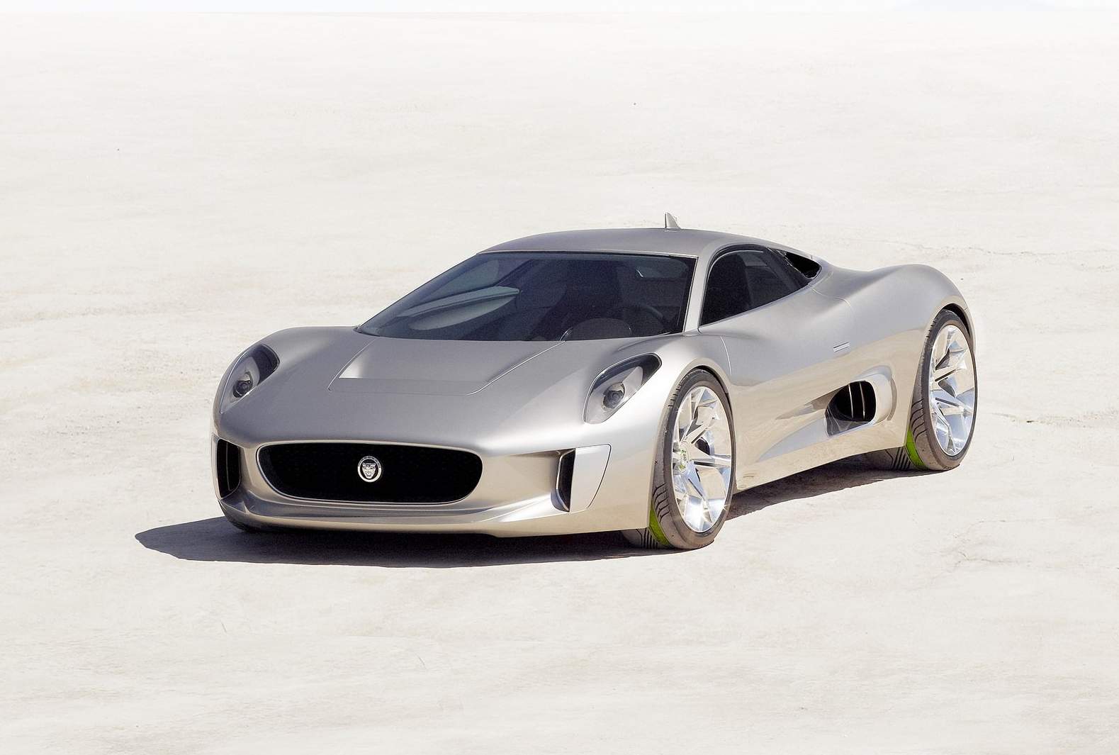 Jaguar-C-X75_Concept-2010-1600-08