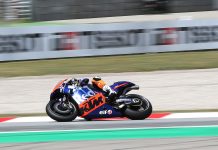 MotoGP/Áustria: Melhor resultado do ano para Oliveira no triunfo épico de Dovizioso