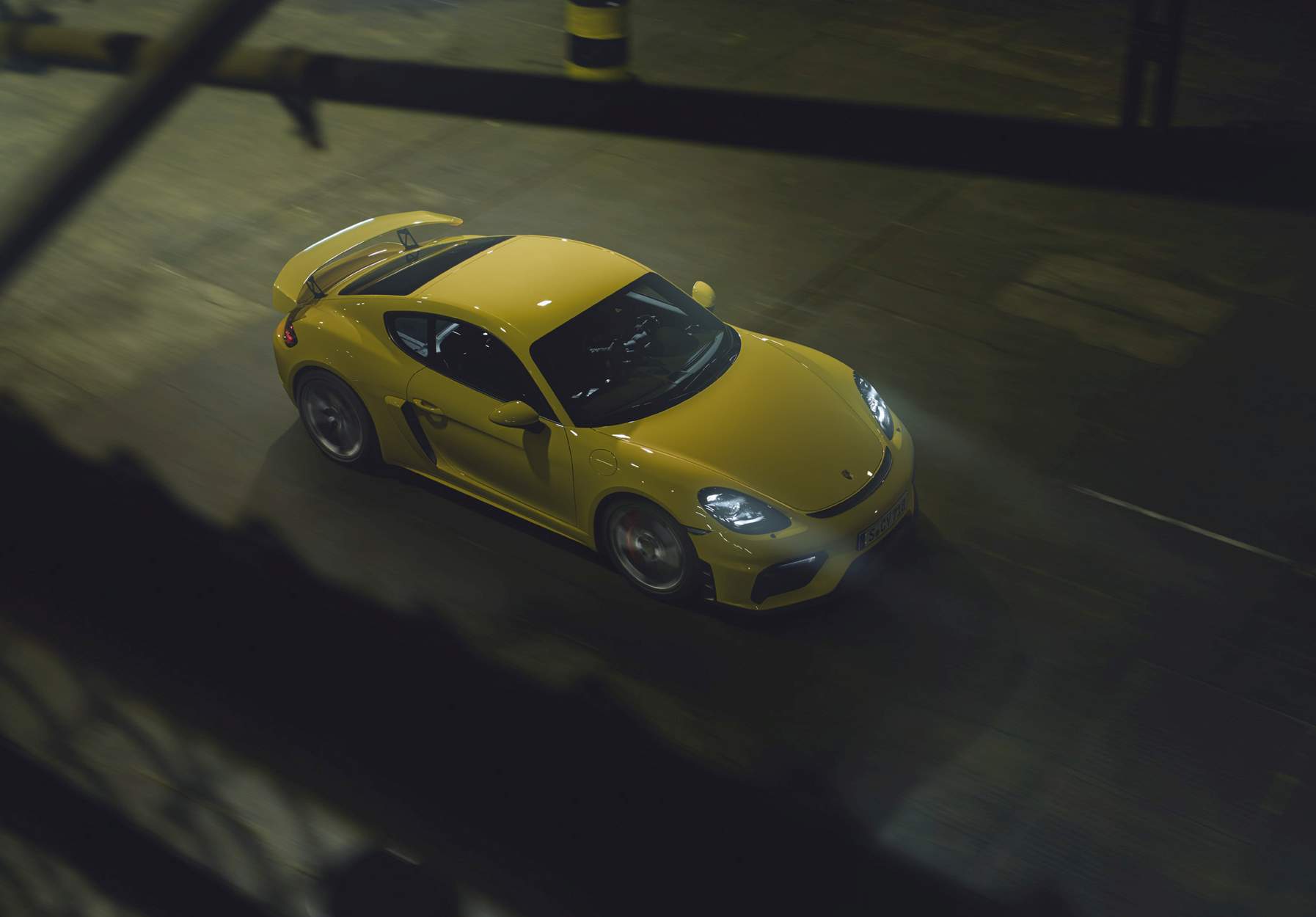 Porsche 718 Cayman GT4_2019(5)