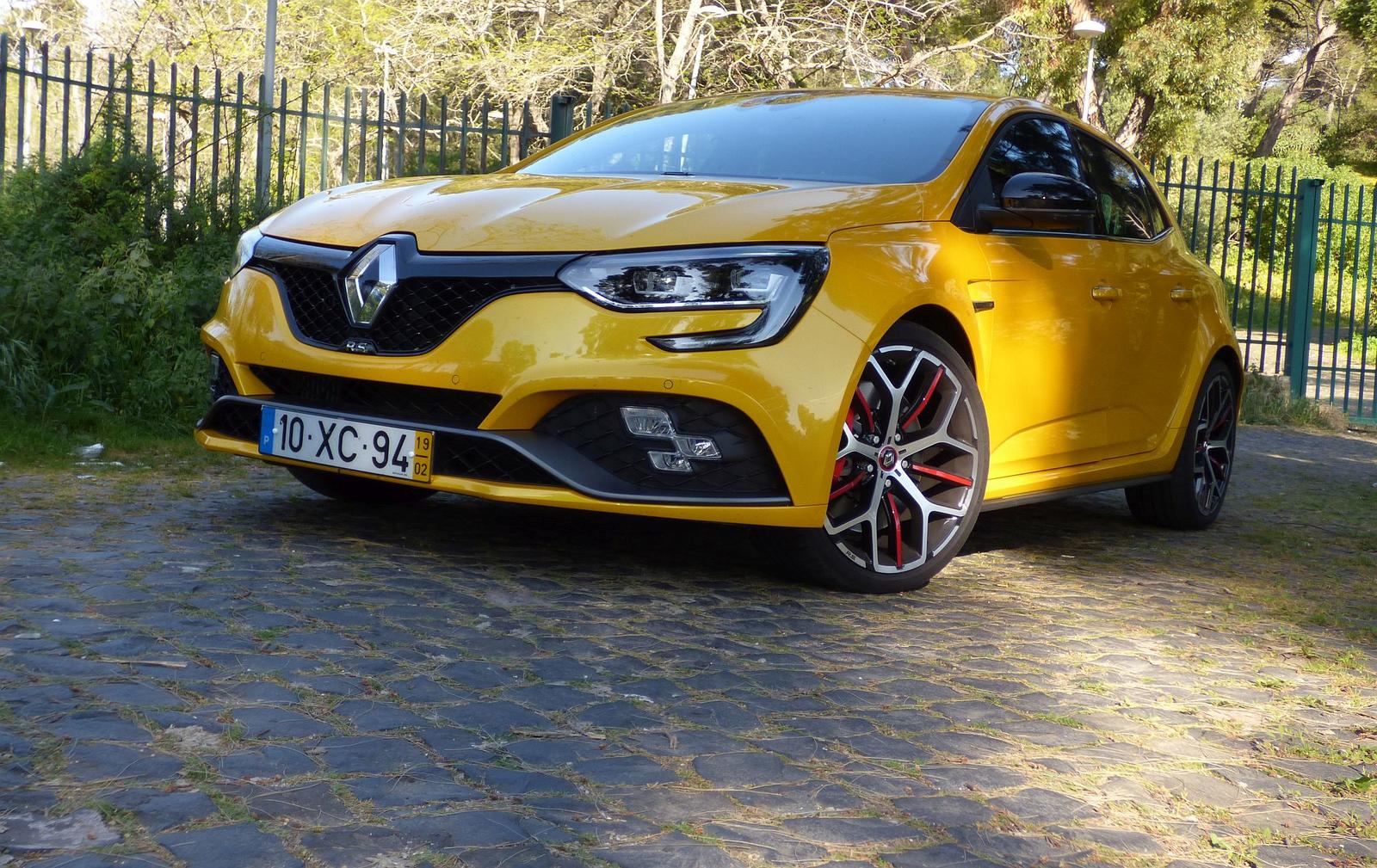 Renault Mégane RS Trophy _ PJ (2)