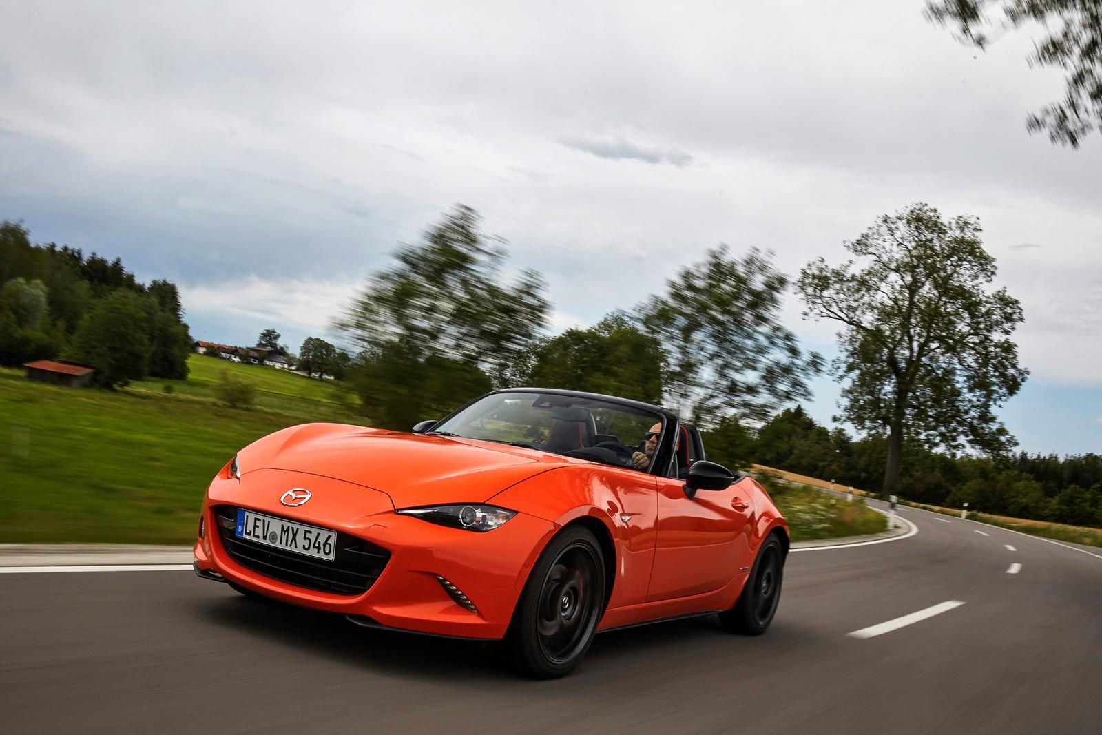 2019_MX-5_SpecialEdition_Action_022