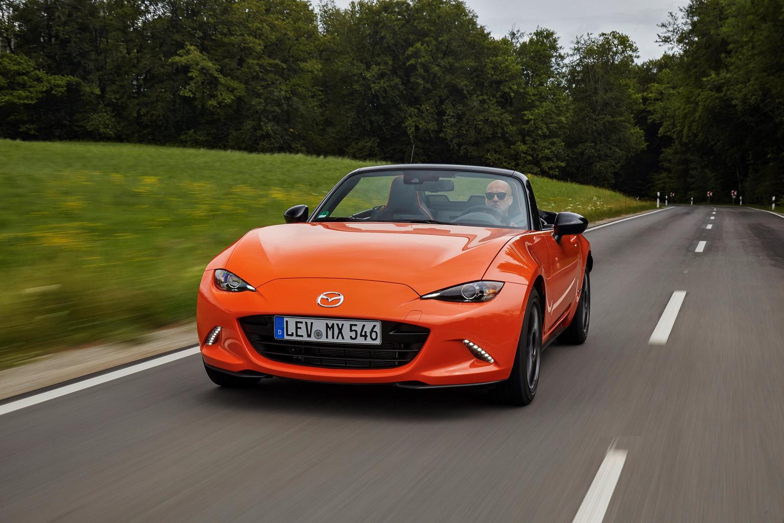 2019_MX-5_SpecialEdition_Action_030
