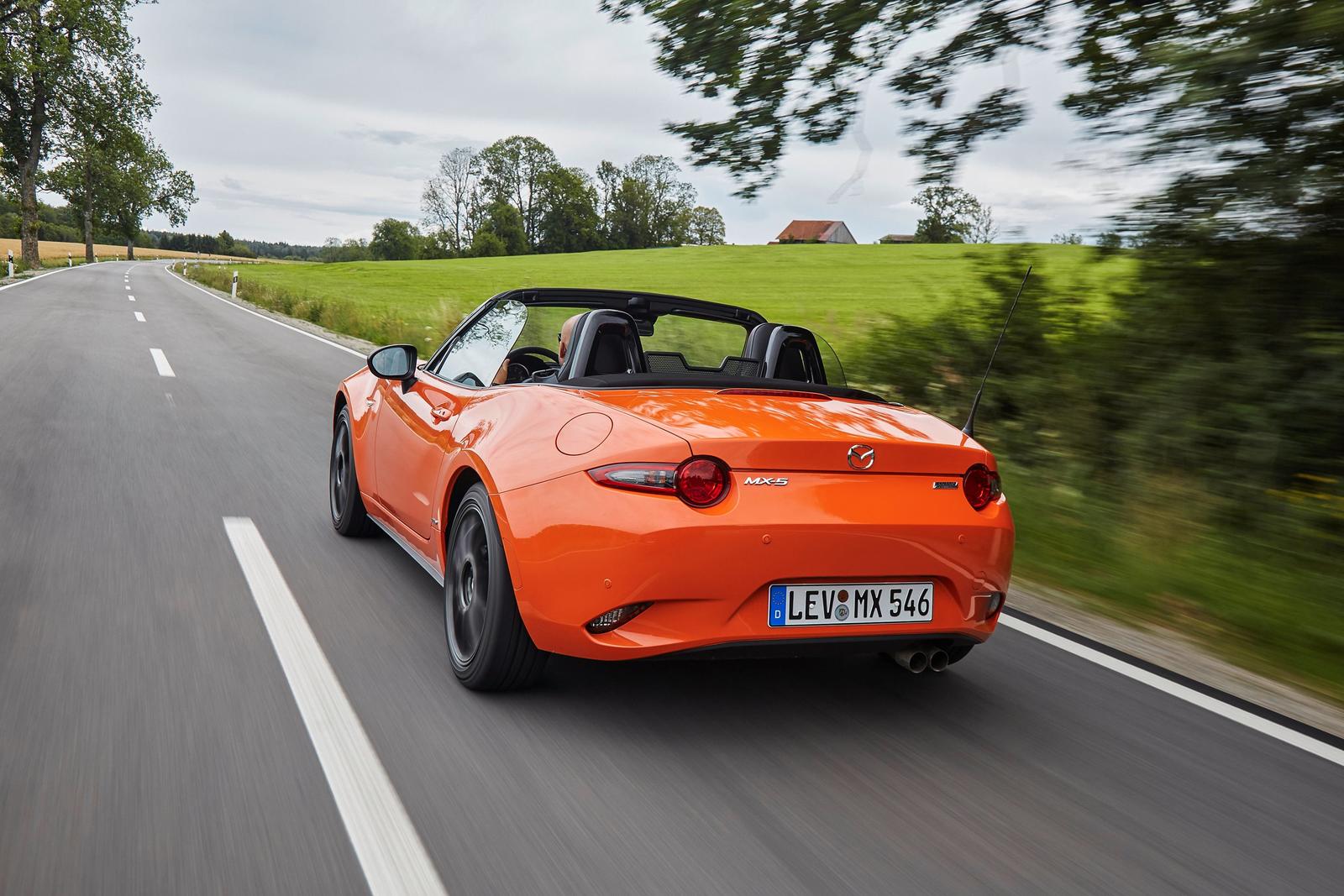 2019_MX-5_SpecialEdition_Action_043