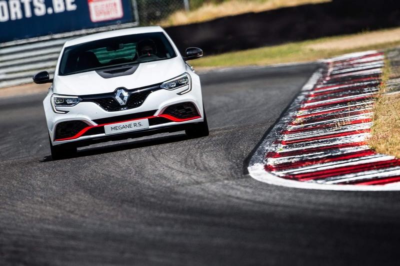2019 – Nouvelle Renault MÉGANE R.S. TROPHY-R