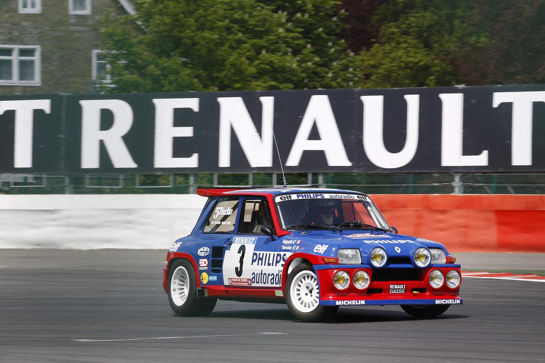 71841_Renault_and_Jean_Ragnotti