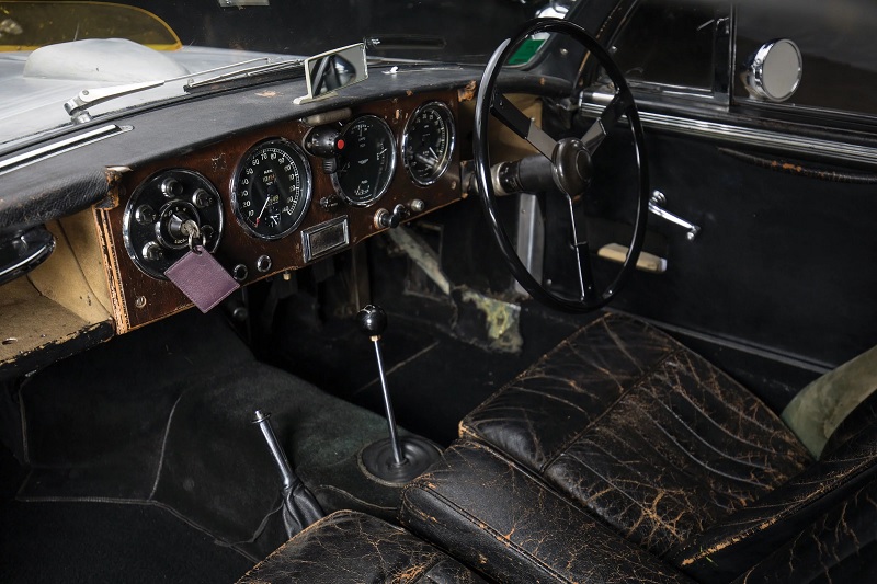 Aston-Martin-DB24-Mk-II-Interior