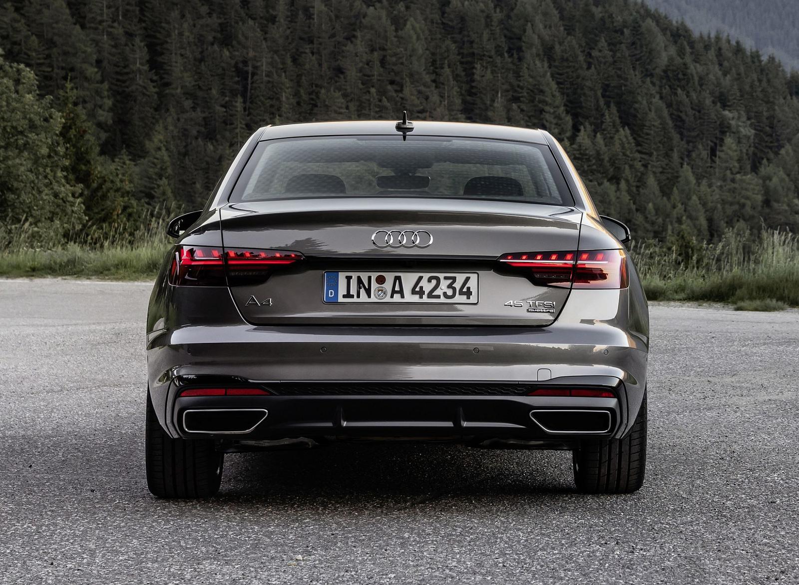Audi A4 Sedan