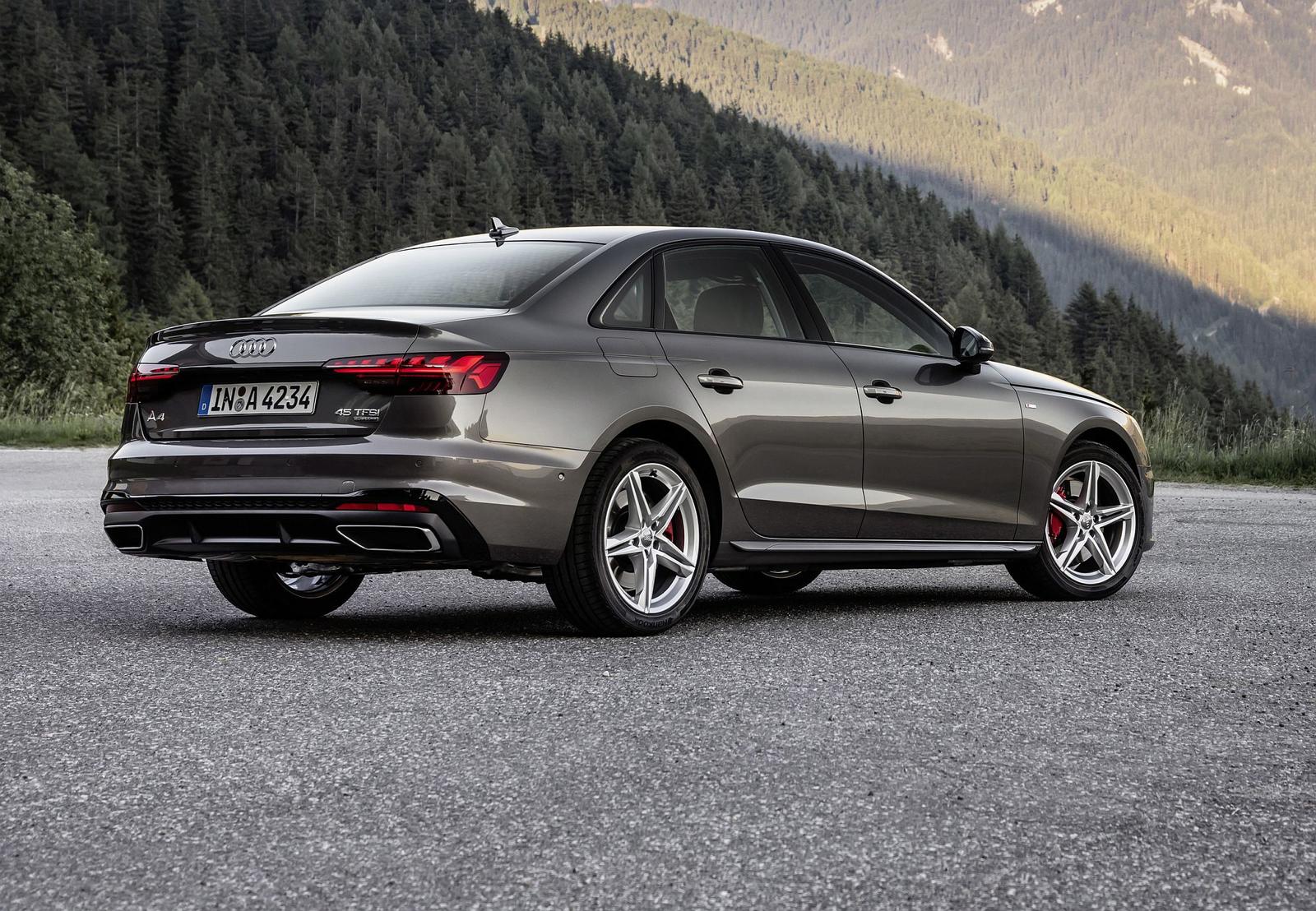 Audi A4 Sedan