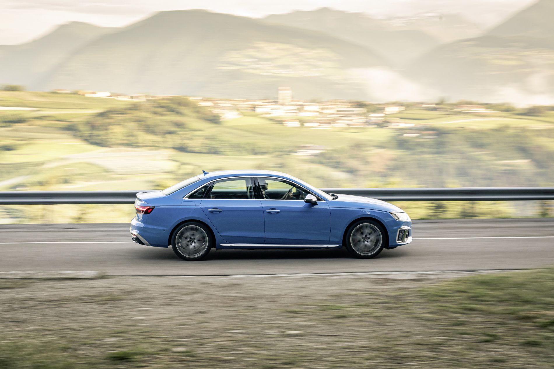 Audi S4 Sedan TDI