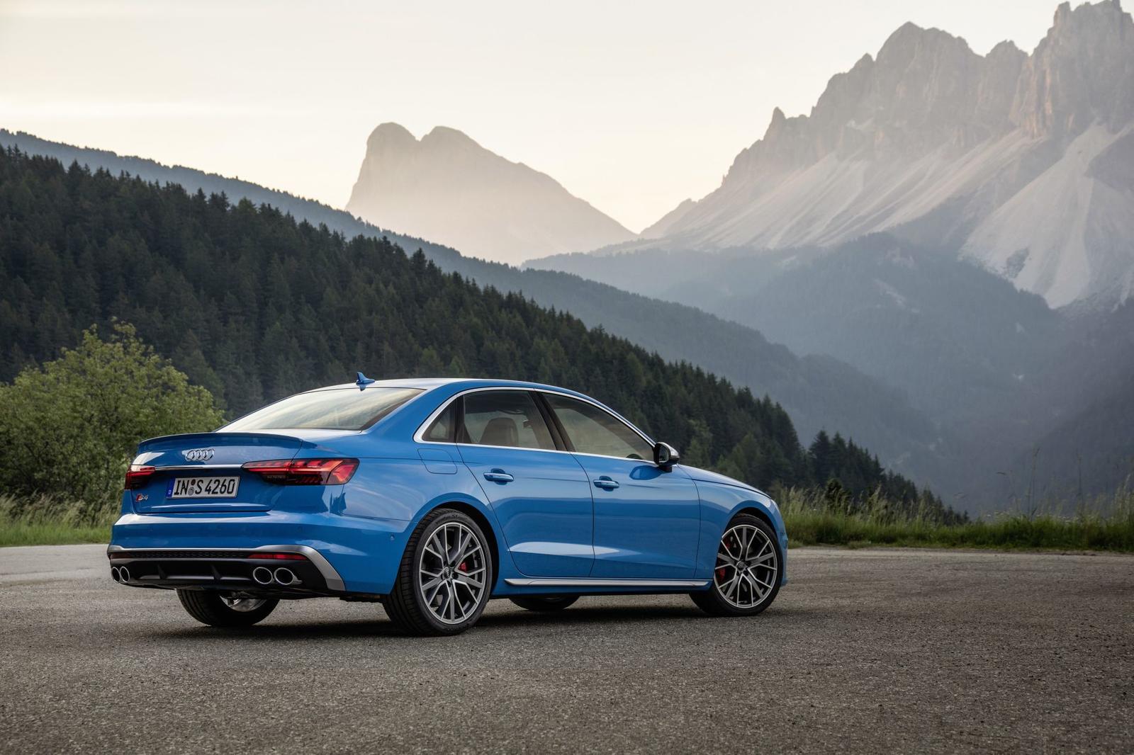 Audi S4 Sedan TDI