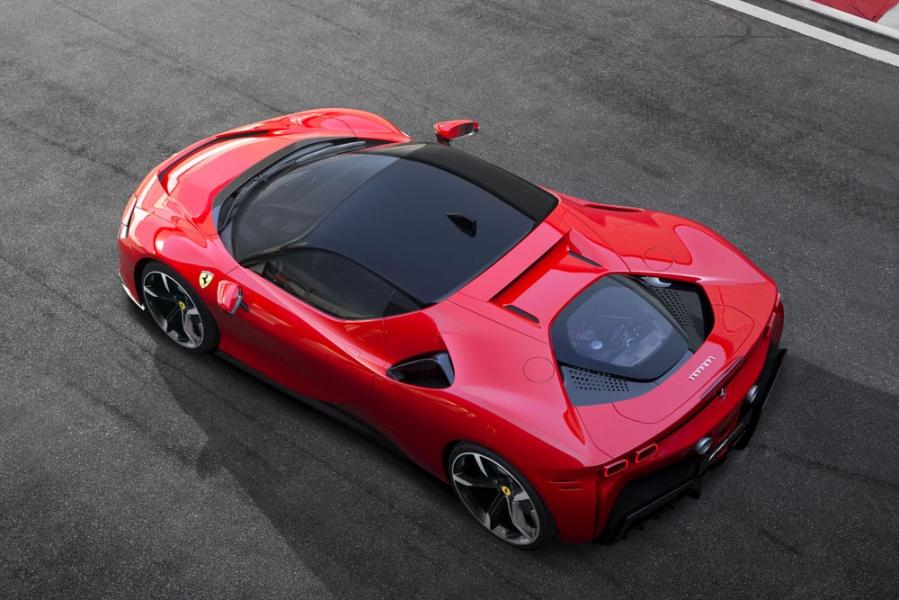 Ferrari_SF90_Stradale_1-960×600
