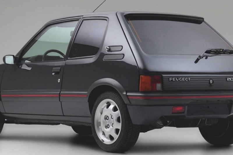 Header_Peugeot 205