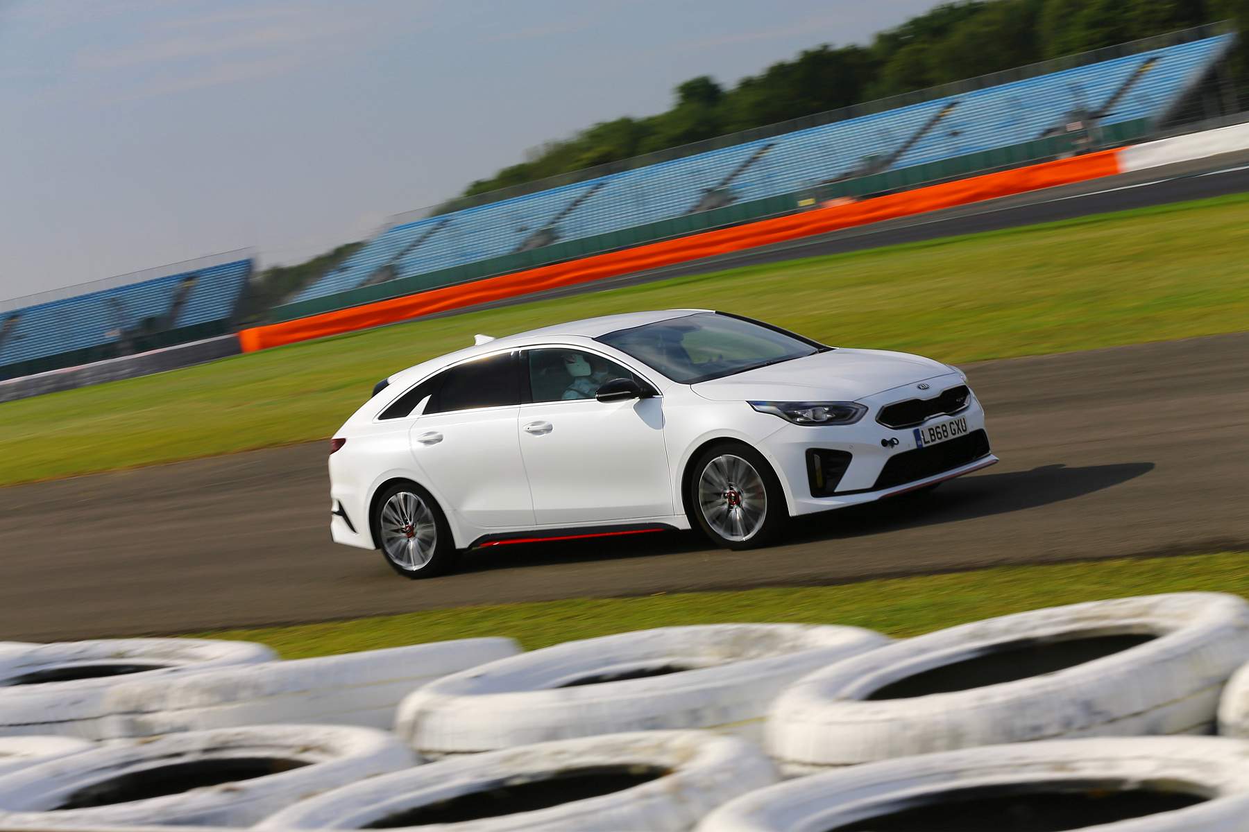 Kia Stinger GT420 (142)