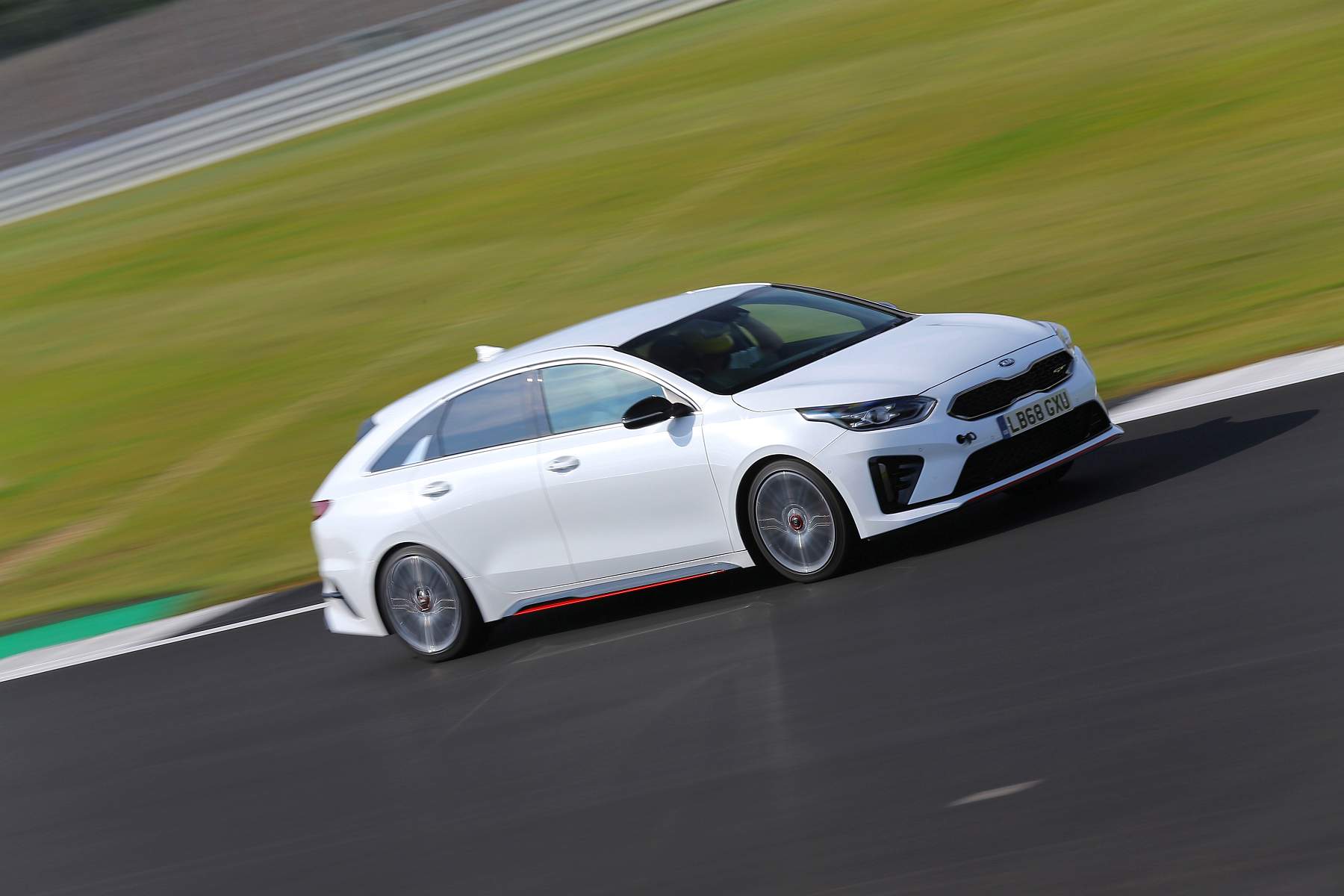 Kia Stinger GT420 (145)