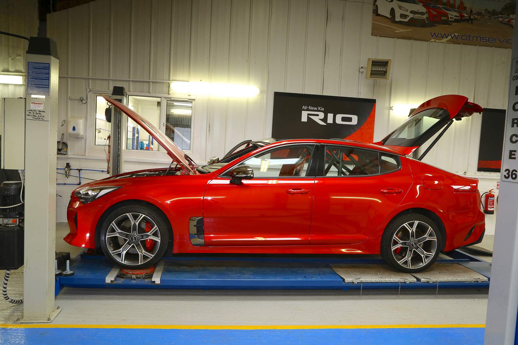 Kia Stinger GT420 (183)