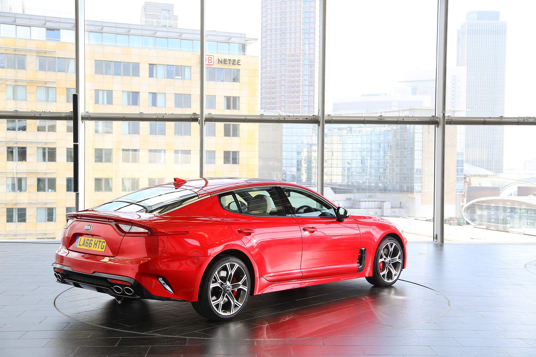 Kia Stinger GT420 (208)