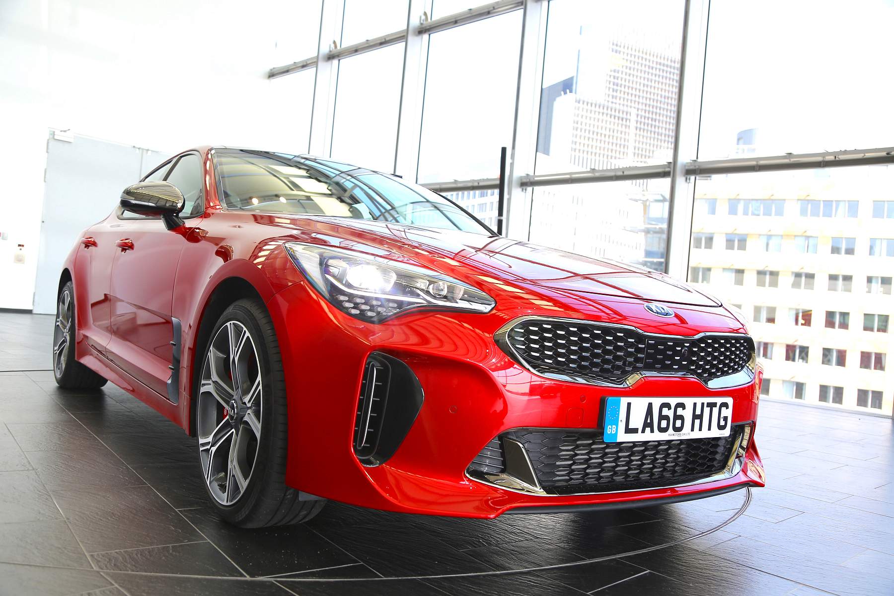 Kia Stinger GT420 (220)