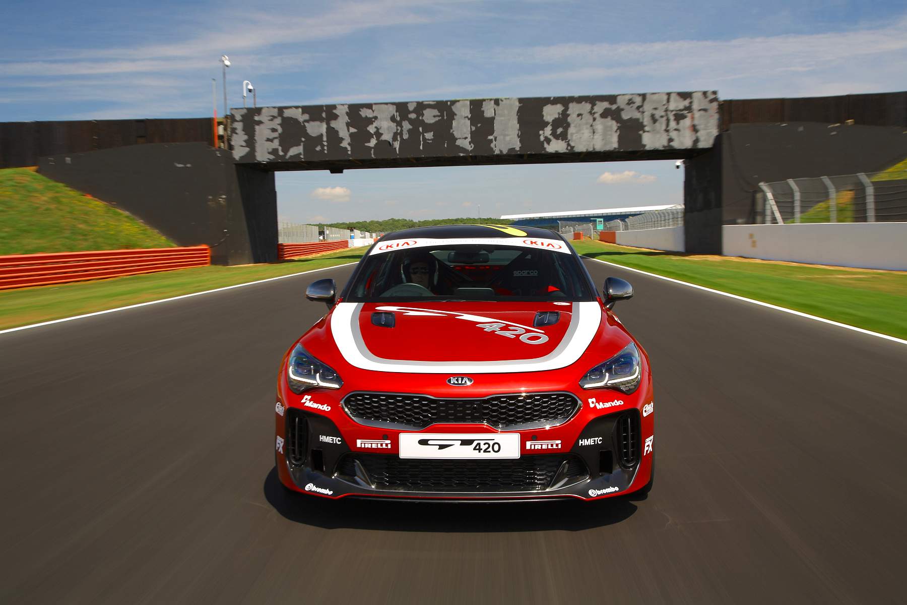 Kia Stinger GT420 (28)