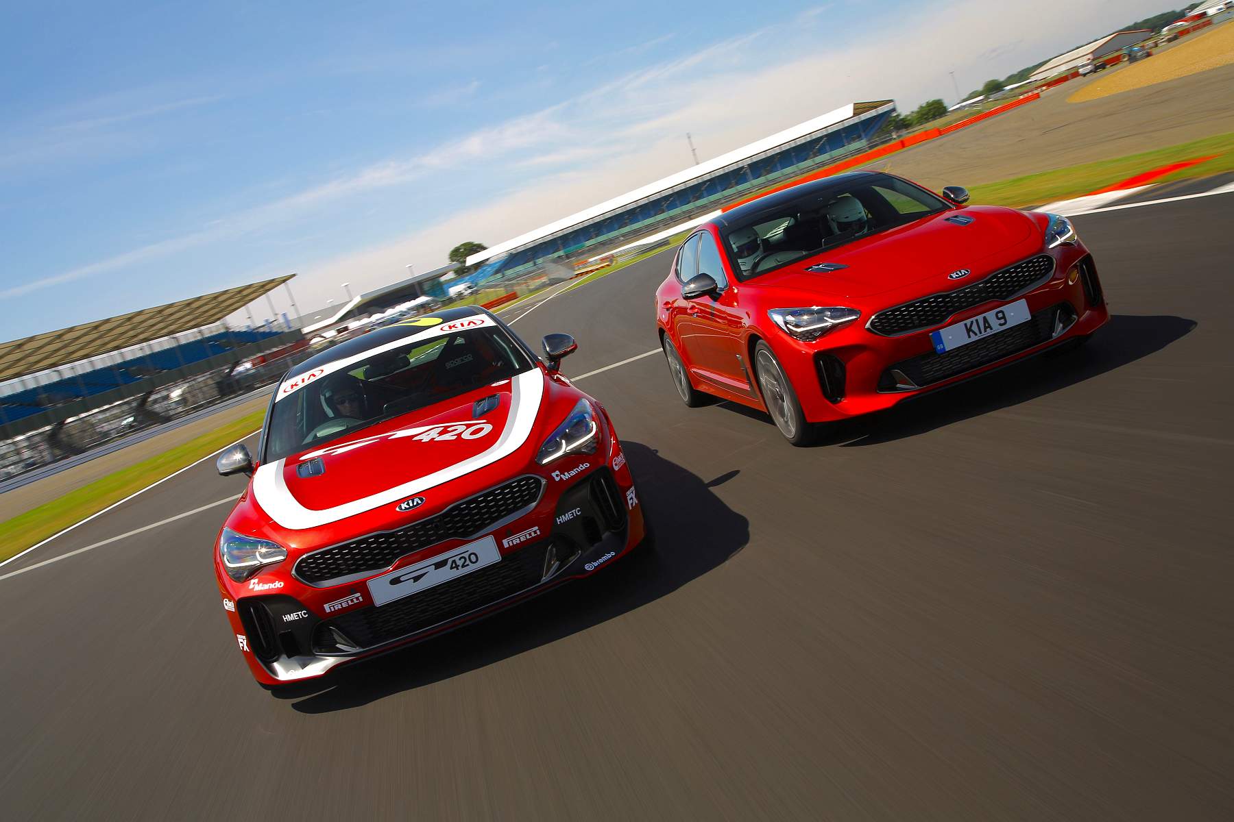 Kia Stinger GT420 (43)