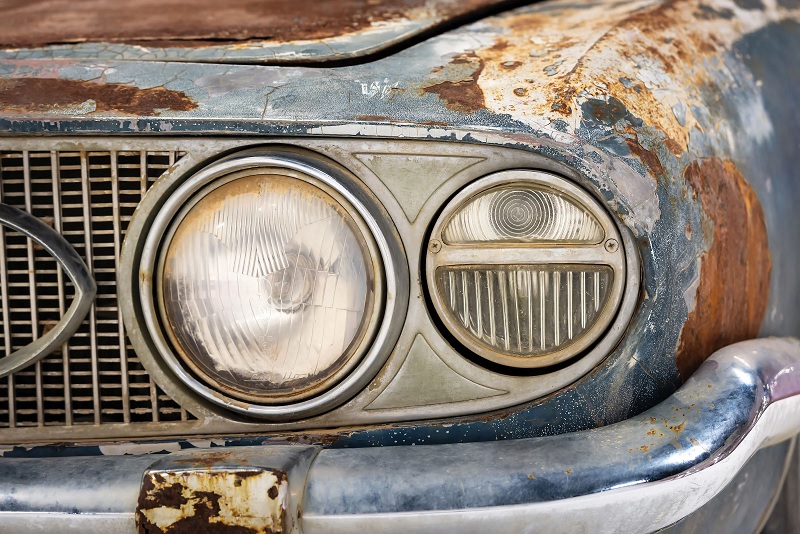 Maserati-5000-GT-Headlight