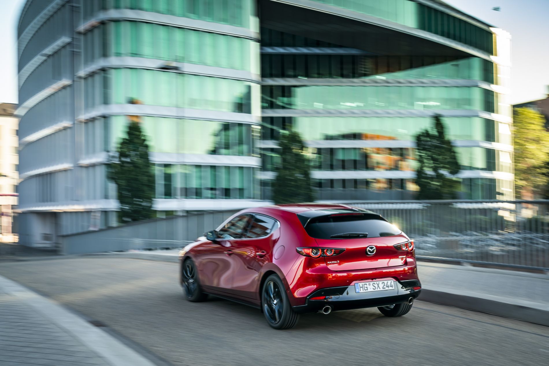 Mazda3 Skyactiv-X_Exterior_15