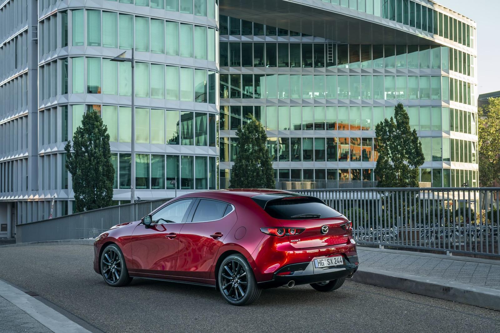 Mazda3 Skyactiv-X_Exterior_20