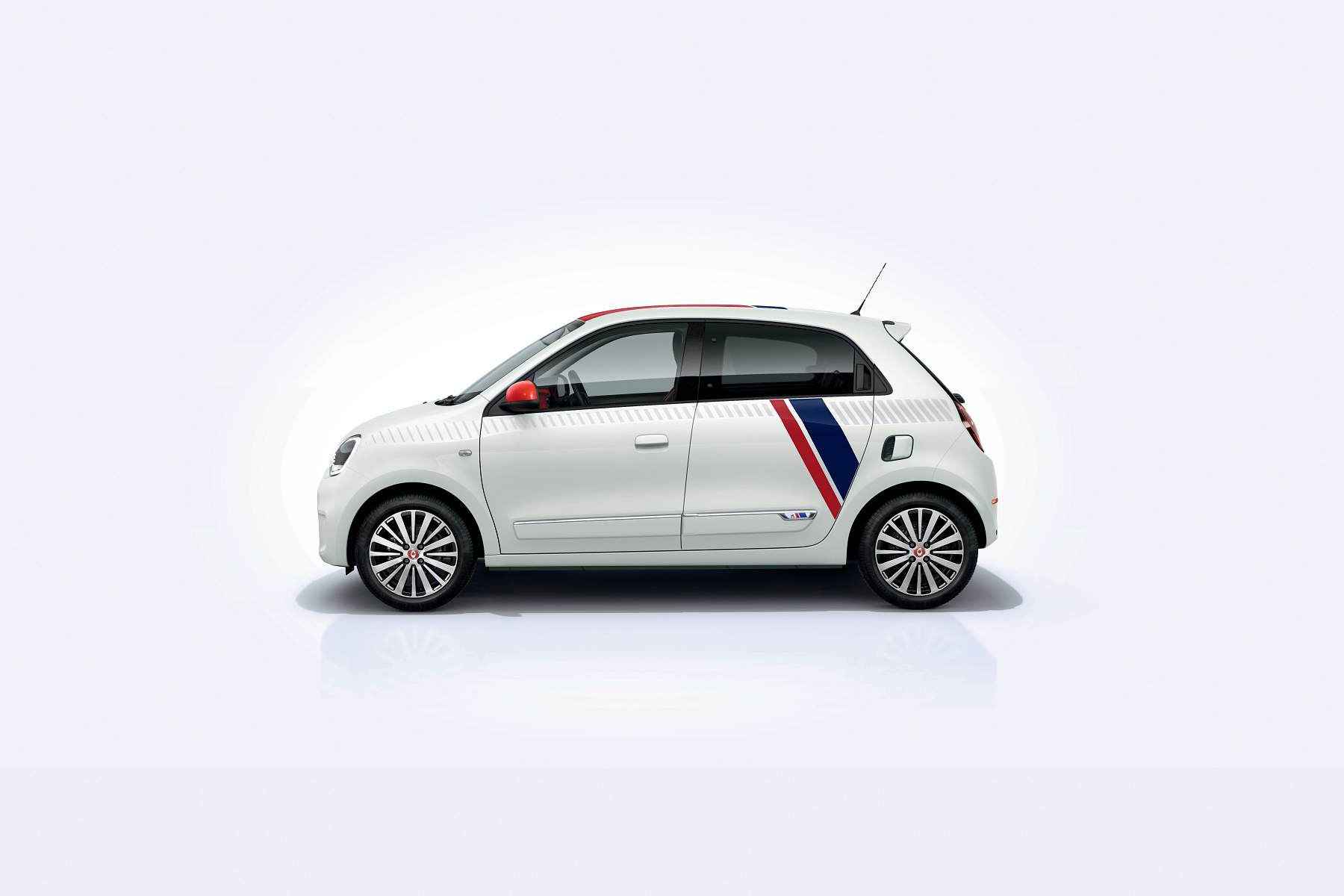 RENAULT TWINGO III (B07)