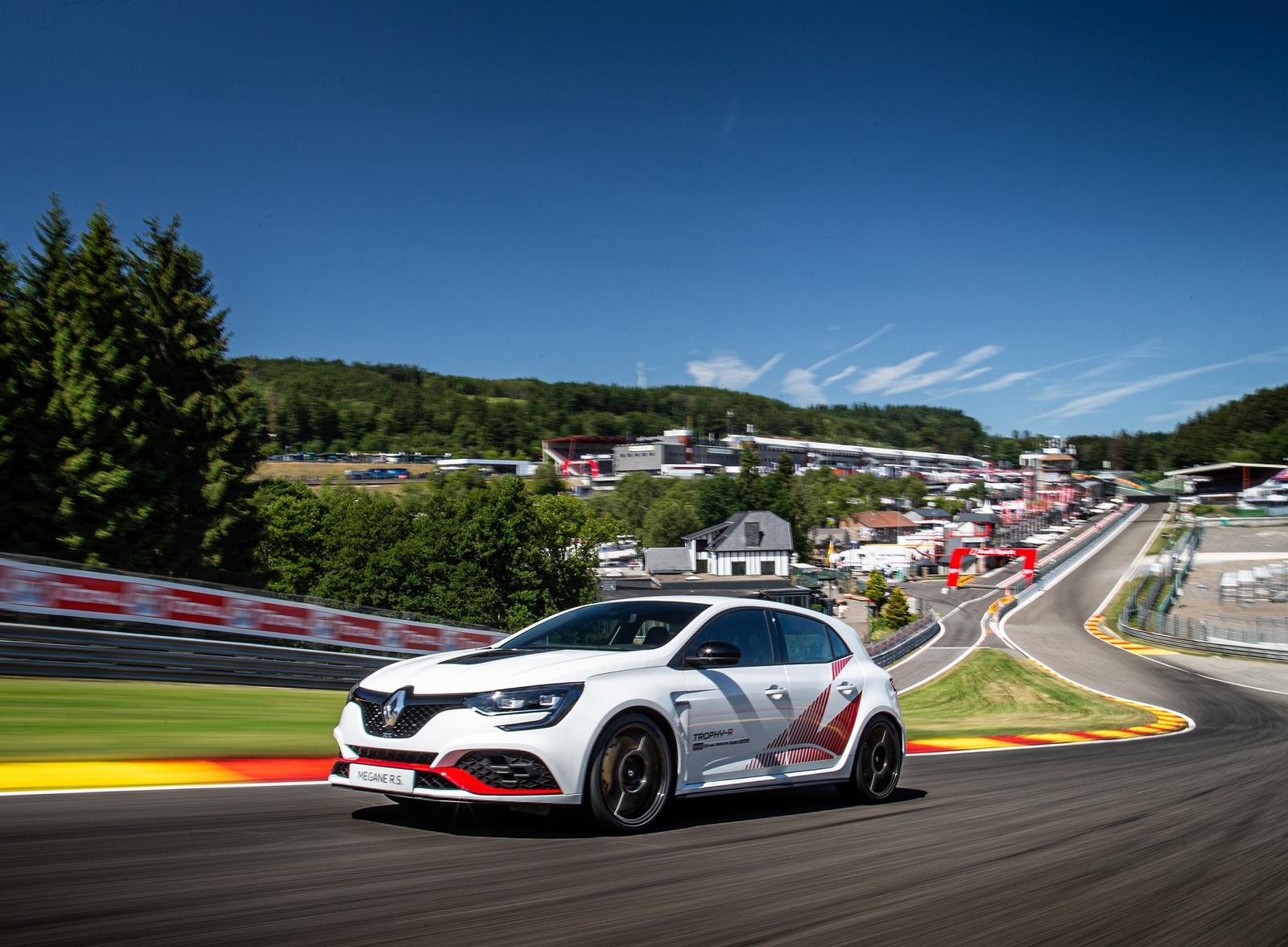 2019 – Nouvelle Renault MÉGANE R.S. TROPHY-R