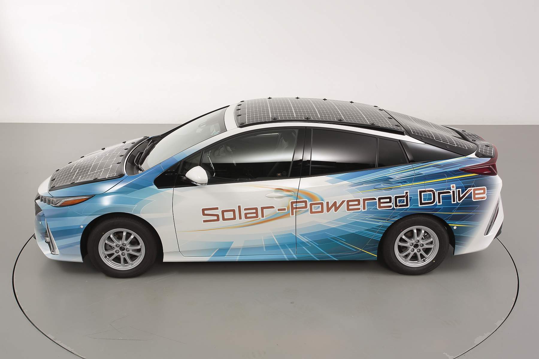 Toyota Prius Prototype Solar (10)