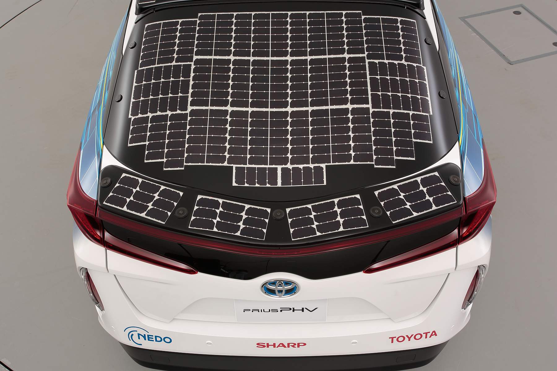 Toyota Prius Prototype Solar (13)
