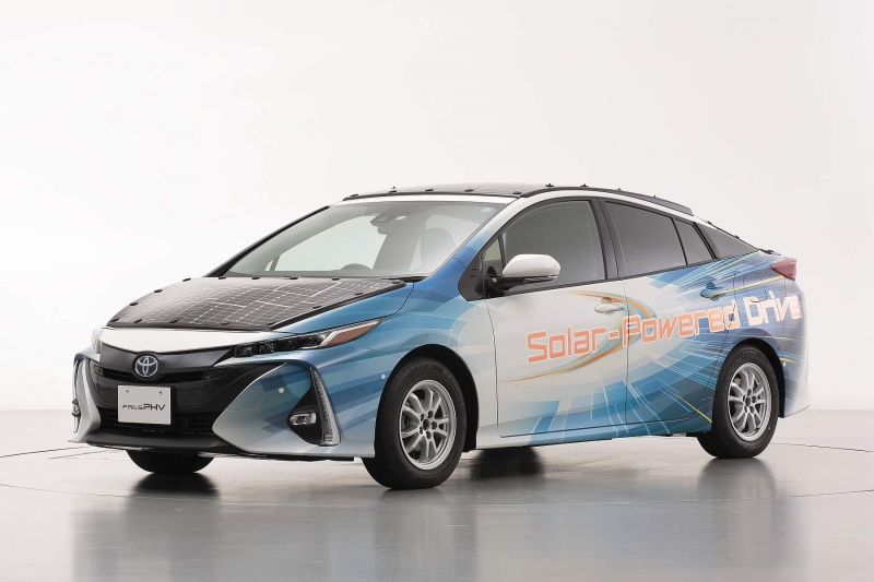 Toyota Prius Prototype Solar (5)