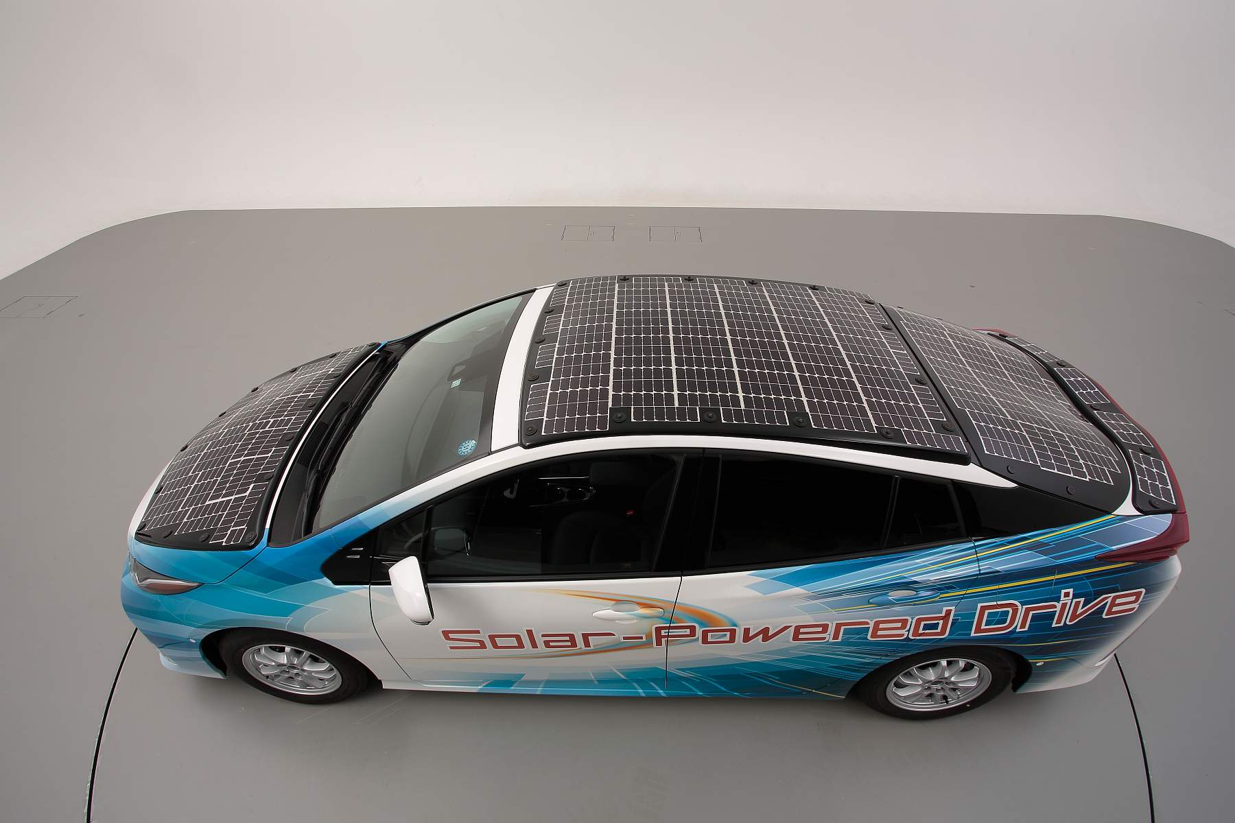 Toyota Prius Prototype Solar (9)
