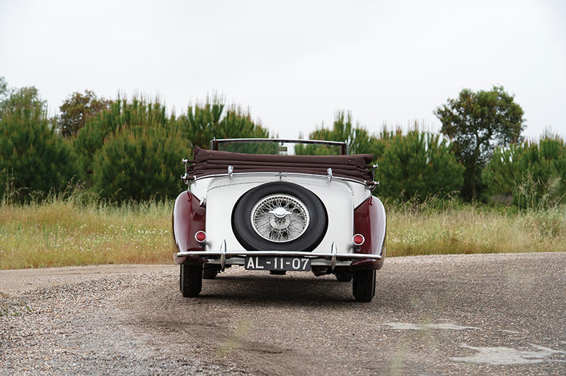 1939-Delahaye-135M-Cabriolet-by-Chapron_7