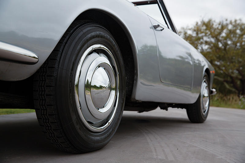 1963-Lancia-Flaminia-GT-3C-2-8-Convertible-by-Touring_15